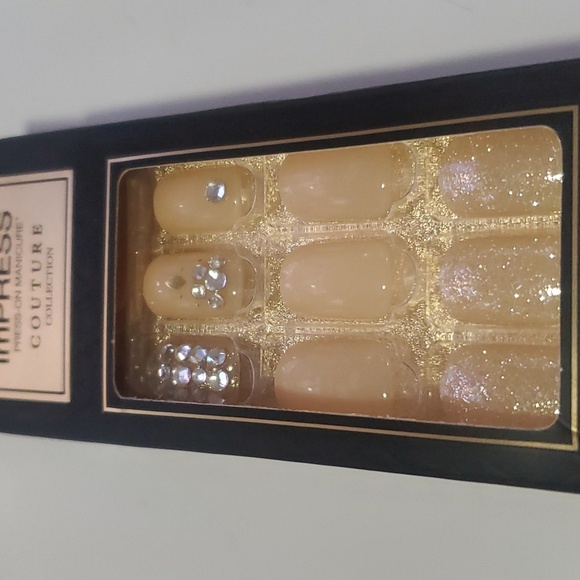 Nails - Picture 3 of 10